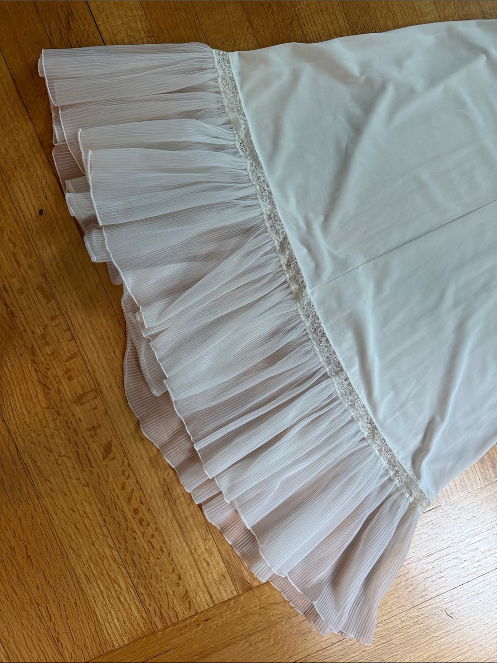 Vintage Rogers Nightgown / Slip Off-White Sheer Pleated and Lace Bust & Hem - Picture 10 of 12